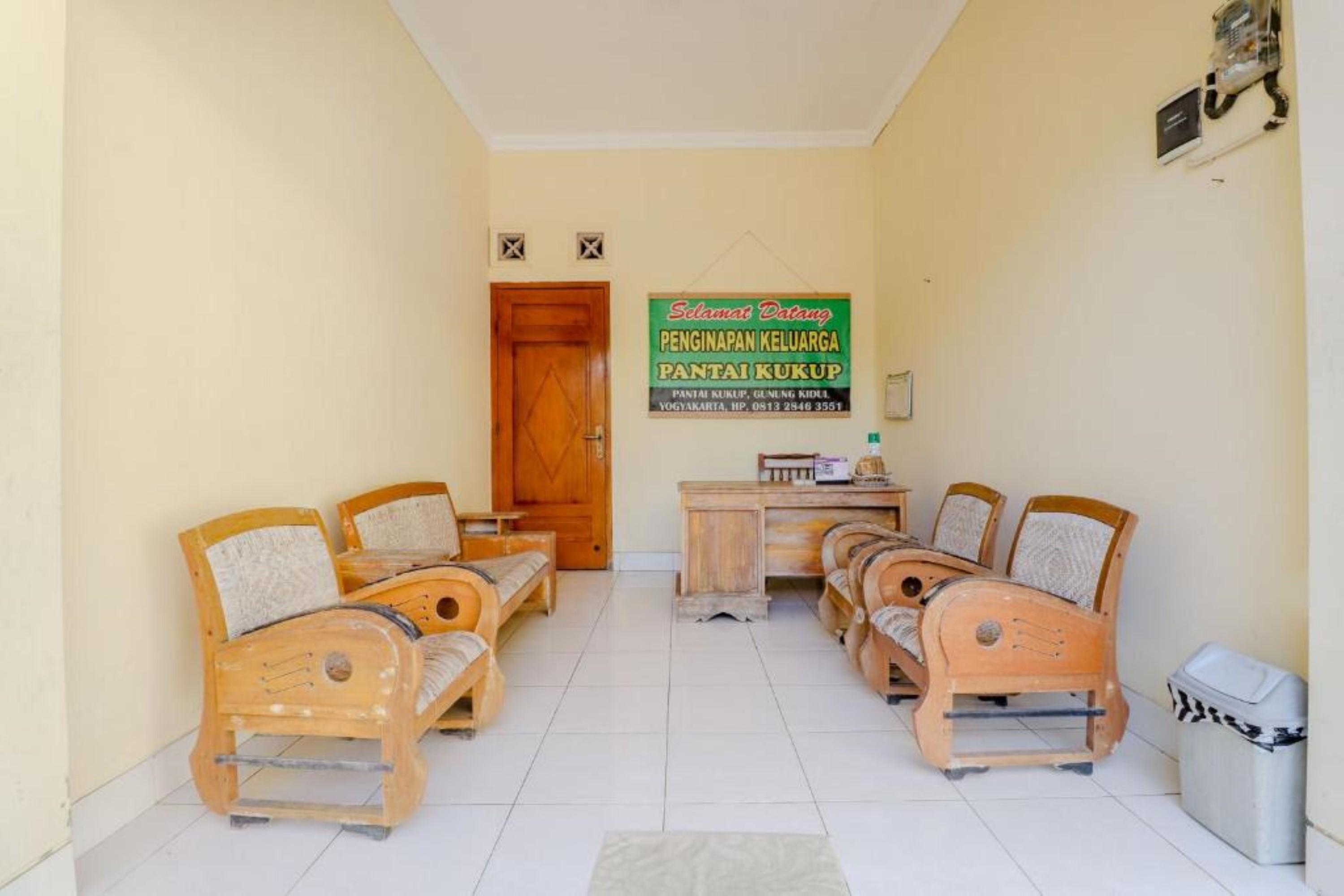 Penginapan Barokah Kemadang Exteriör bild